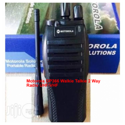 Motorola GP366 Walkie Talkie 2 Way Radio UHF/VHF